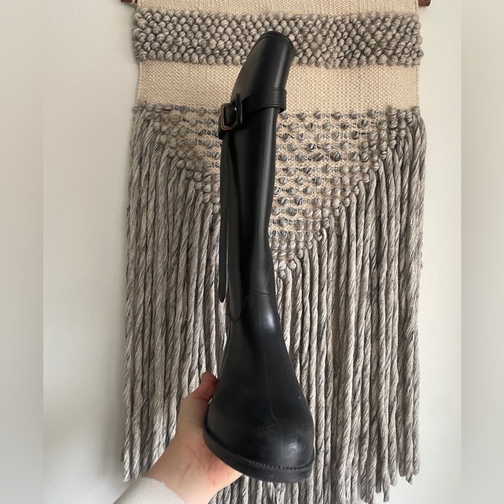 SINGLE RIGHT SHOE - Burberry Riding-Style Rainboot with Leather Strap - Picture 2 of 13